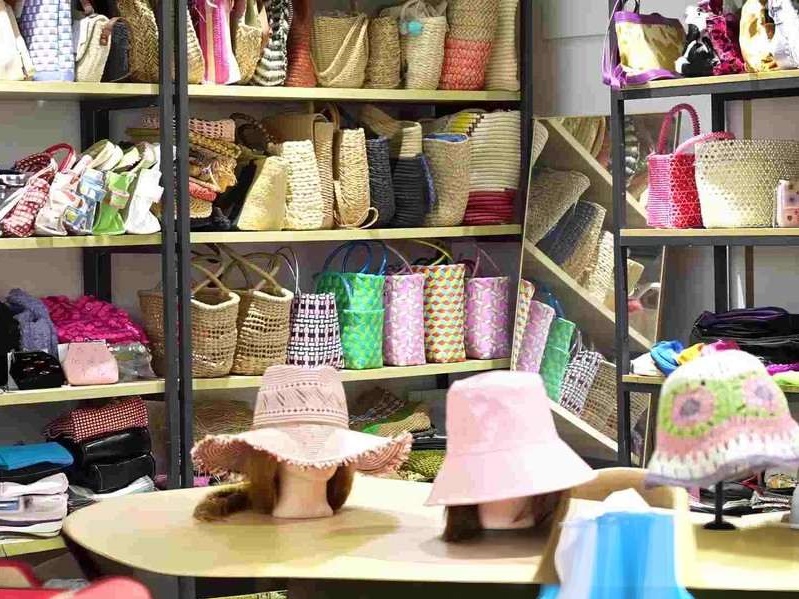 कॉम्पैक्ट एक्सेसरी यूनिट